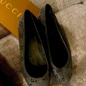 Gucci Women’s Rubber Flats